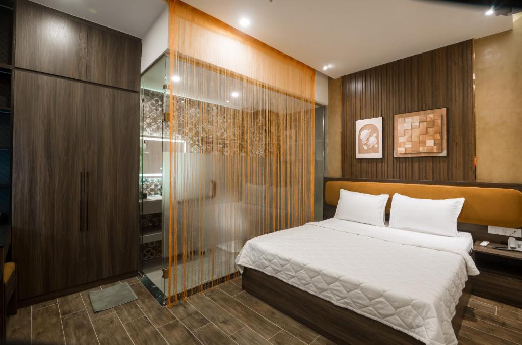 Eden Hotel